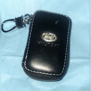 Hyundai  car black key zip-up case